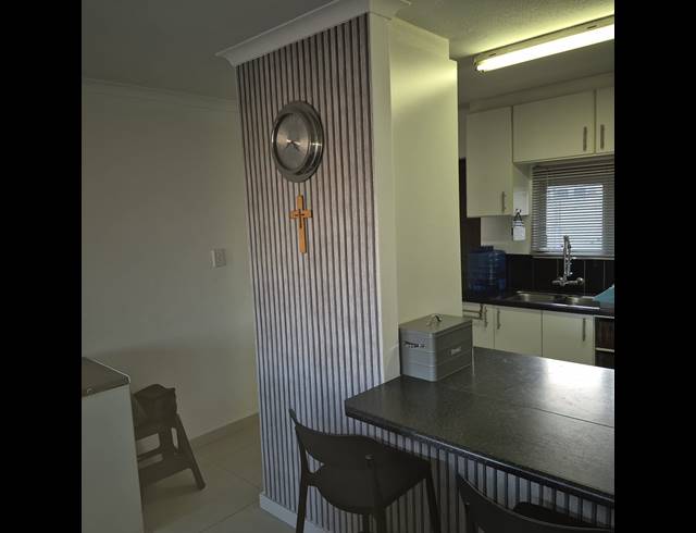 2 BEDROOM FLAT FOR SALE IN WATERVAL PARK